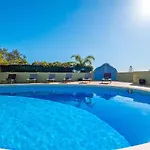 San Juan - Refúgio Tranquilo Com Piscina Aquecível E Jardim Em Carvoeiro (Lagoa)