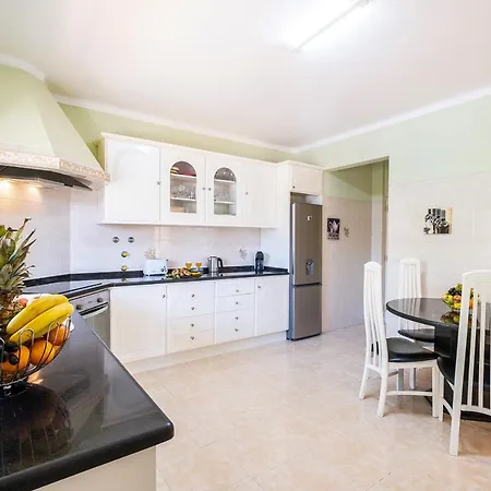 Villa San Juan By Algarve Vacation *