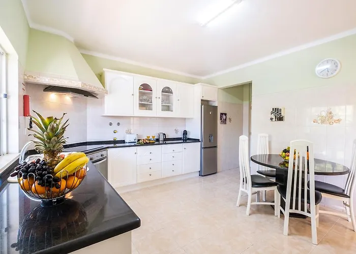 Villa San Juan By Algarve Vacation *